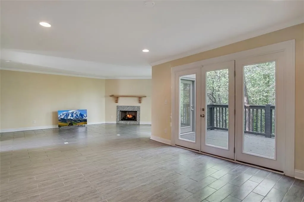 92 Forrest Place Unit 92, Sandy Springs, Georgia 30328, 4 Bedrooms Bedrooms, ,3 BathroomsBathrooms,Residential,Sold,92 Forrest Place Unit 92,6707171