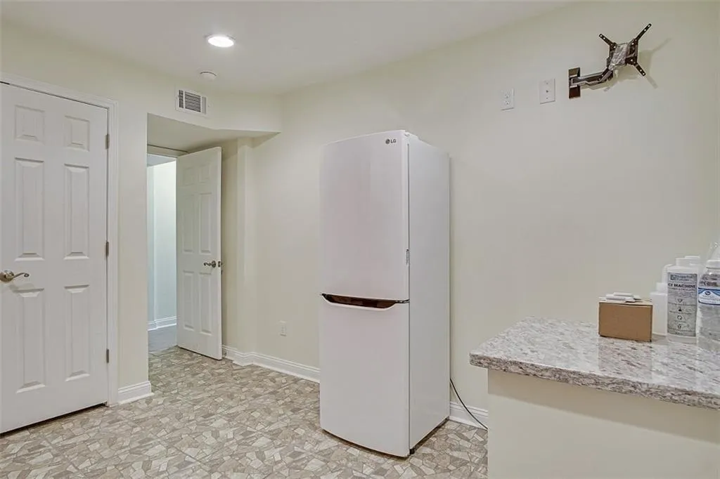 92 Forrest Place Unit 92, Sandy Springs, Georgia 30328, 4 Bedrooms Bedrooms, ,3 BathroomsBathrooms,Residential,Sold,92 Forrest Place Unit 92,6707171