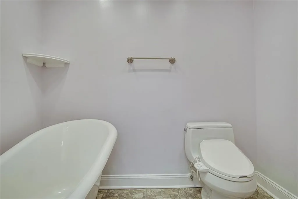 92 Forrest Place Unit 92, Sandy Springs, Georgia 30328, 4 Bedrooms Bedrooms, ,3 BathroomsBathrooms,Residential,Sold,92 Forrest Place Unit 92,6707171