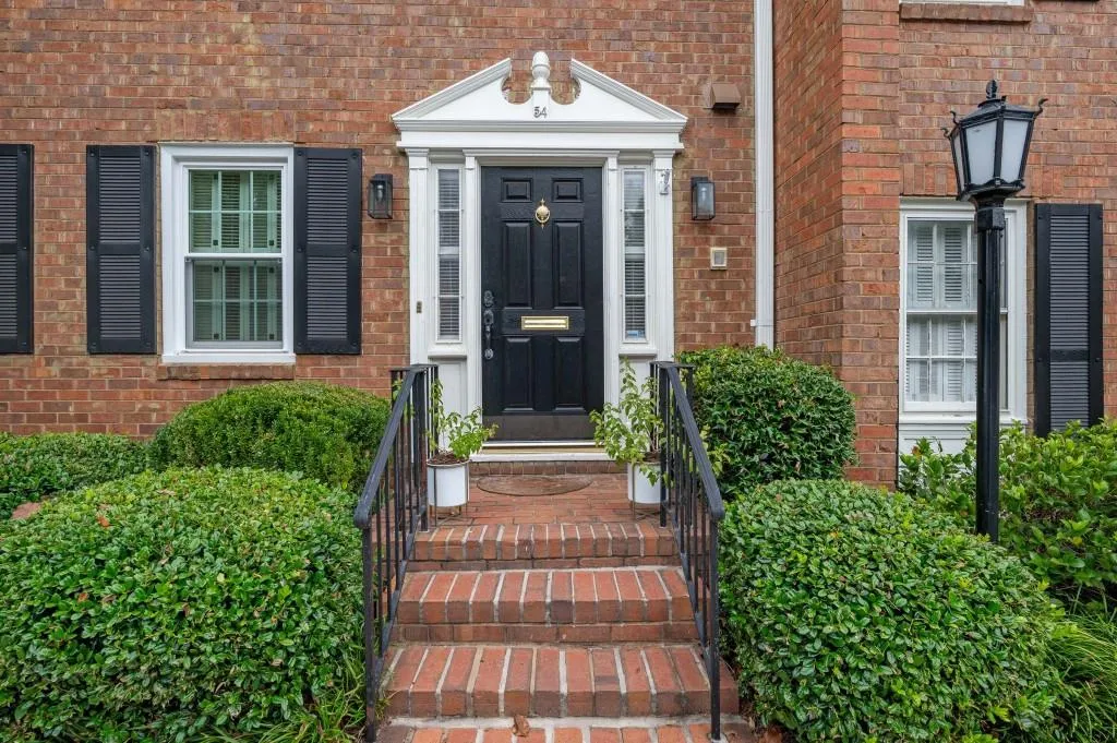 4620 Wieuca Road Unit 54, Atlanta, Georgia 30342, 3 Bedrooms Bedrooms, ,2 BathroomsBathrooms,Residential,For Sale,4620 Wieuca Road Unit 54,7653798