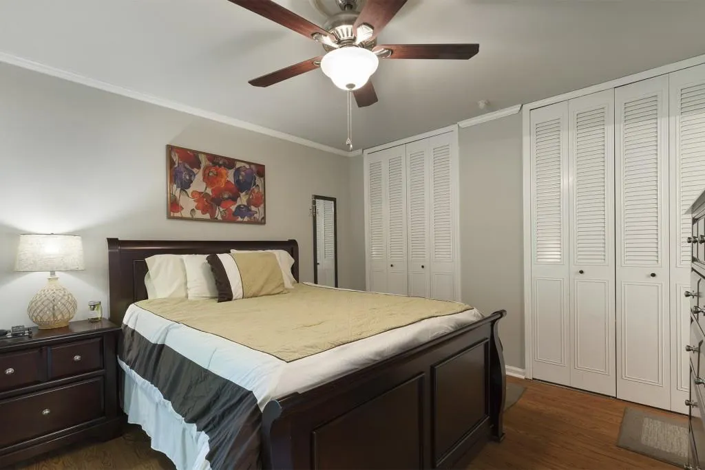 5400 Roswell Road Unit L10, Atlanta, Georgia 30342, 2 Bedrooms Bedrooms, ,2 BathroomsBathrooms,Residential,Sold,5400 Roswell Road Unit L10,5847746