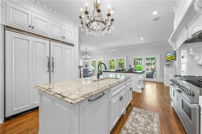 1141 Crest Valley Drive, Sandy Springs, Georgia 30327, 6 Bedrooms Bedrooms, ,8 BathroomsBathrooms,Residential,Sold,1141 Crest Valley Drive,6941408