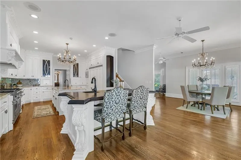 1141 Crest Valley Drive, Sandy Springs, Georgia 30327, 6 Bedrooms Bedrooms, ,8 BathroomsBathrooms,Residential,Sold,1141 Crest Valley Drive,6941408