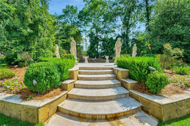 1141 Crest Valley Drive, Sandy Springs, Georgia 30327, 6 Bedrooms Bedrooms, ,8 BathroomsBathrooms,Residential,Sold,1141 Crest Valley Drive,6941408