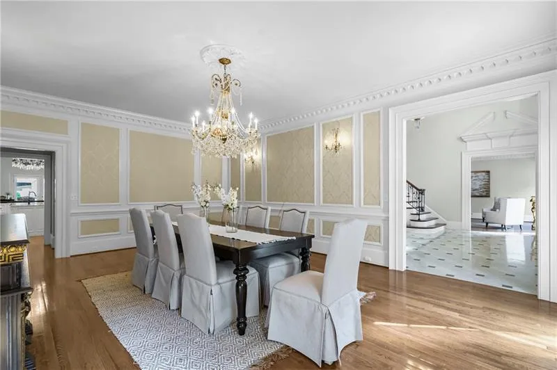 1141 Crest Valley Drive, Sandy Springs, Georgia 30327, 6 Bedrooms Bedrooms, ,8 BathroomsBathrooms,Residential,Sold,1141 Crest Valley Drive,6941408