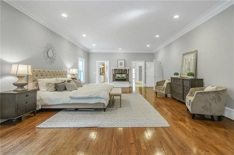 1141 Crest Valley Drive, Sandy Springs, Georgia 30327, 6 Bedrooms Bedrooms, ,8 BathroomsBathrooms,Residential,Sold,1141 Crest Valley Drive,6941408