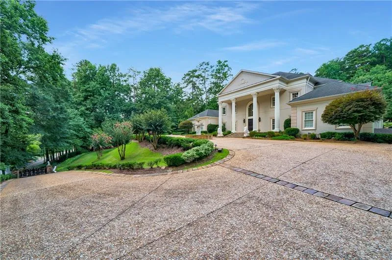 1141 Crest Valley Drive, Sandy Springs, Georgia 30327, 6 Bedrooms Bedrooms, ,8 BathroomsBathrooms,Residential,Sold,1141 Crest Valley Drive,6941408