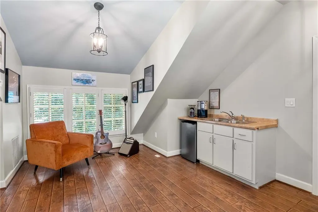 3540 Cochise Drive Se, Atlanta, Georgia 30339, 6 Bedrooms Bedrooms, ,6 BathroomsBathrooms,Residential,For Sale,3540 Cochise Drive Se,7639122