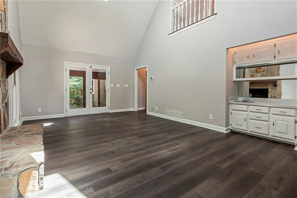 810 Mabry Road, Atlanta, Georgia 30328, 5 Bedrooms Bedrooms, ,4 BathroomsBathrooms,Residential,Sold,810 Mabry Road,6908902 810 Mabry Road, Atlanta, Georgia 30328, 5 Bedrooms Bedrooms, ,4 BathroomsBathrooms,Residential,Sold,810 Mabry Road,6908902