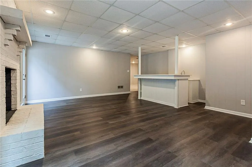 810 Mabry Road, Atlanta, Georgia 30328, 5 Bedrooms Bedrooms, ,4 BathroomsBathrooms,Residential,Sold,810 Mabry Road,6908902 810 Mabry Road, Atlanta, Georgia 30328, 5 Bedrooms Bedrooms, ,4 BathroomsBathrooms,Residential,Sold,810 Mabry Road,6908902