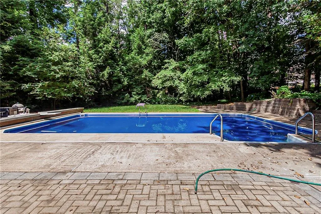 810 Mabry Road, Atlanta, Georgia 30328, 5 Bedrooms Bedrooms, ,4 BathroomsBathrooms,Residential,Sold,810 Mabry Road,6908902 810 Mabry Road, Atlanta, Georgia 30328, 5 Bedrooms Bedrooms, ,4 BathroomsBathrooms,Residential,Sold,810 Mabry Road,6908902