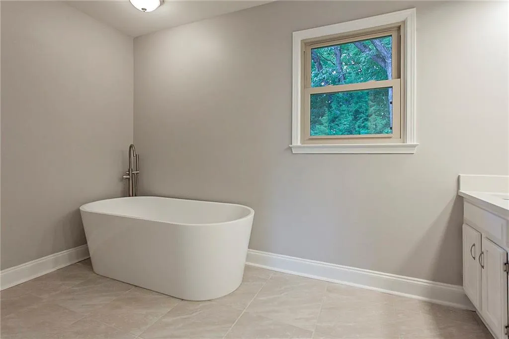 810 Mabry Road, Atlanta, Georgia 30328, 5 Bedrooms Bedrooms, ,4 BathroomsBathrooms,Residential,Sold,810 Mabry Road,6908902 810 Mabry Road, Atlanta, Georgia 30328, 5 Bedrooms Bedrooms, ,4 BathroomsBathrooms,Residential,Sold,810 Mabry Road,6908902