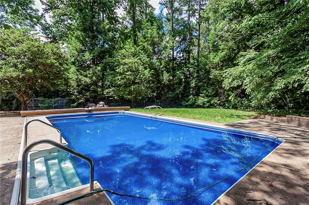 810 Mabry Road, Atlanta, Georgia 30328, 5 Bedrooms Bedrooms, ,4 BathroomsBathrooms,Residential,Sold,810 Mabry Road,6908902 810 Mabry Road, Atlanta, Georgia 30328, 5 Bedrooms Bedrooms, ,4 BathroomsBathrooms,Residential,Sold,810 Mabry Road,6908902