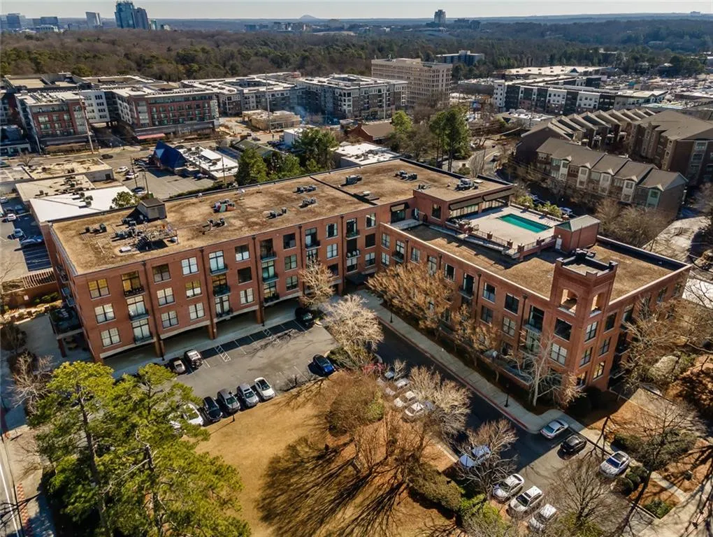 6105 Blue Stone Road Unit 307, Atlanta, Georgia 30328, 1 Bedroom Bedrooms, ,1 BathroomBathrooms,Residential,For Sale,6105 Blue Stone Road Unit 307,7712860