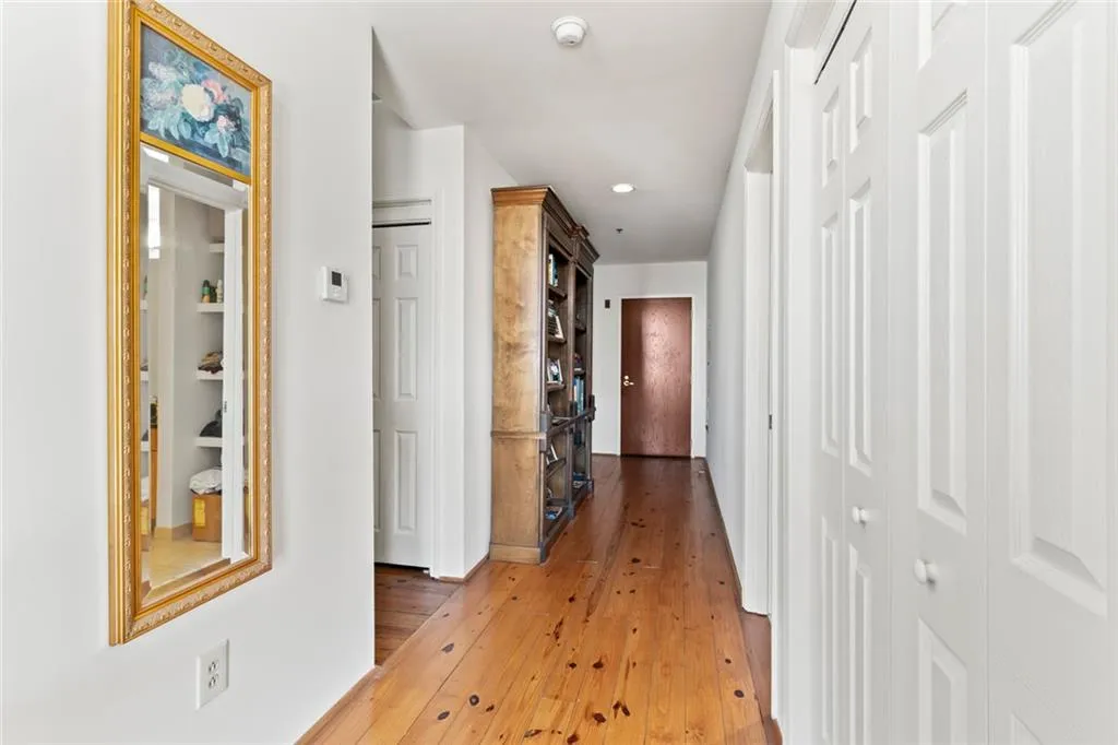 6105 Blue Stone Road Unit 307, Atlanta, Georgia 30328, 1 Bedroom Bedrooms, ,1 BathroomBathrooms,Residential,For Sale,6105 Blue Stone Road Unit 307,7712860