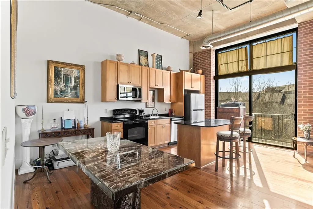 6105 Blue Stone Road Unit 307, Atlanta, Georgia 30328, 1 Bedroom Bedrooms, ,1 BathroomBathrooms,Residential,For Sale,6105 Blue Stone Road Unit 307,7712860