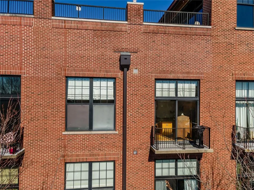 6105 Blue Stone Road Unit 307, Atlanta, Georgia 30328, 1 Bedroom Bedrooms, ,1 BathroomBathrooms,Residential,For Sale,6105 Blue Stone Road Unit 307,7712860