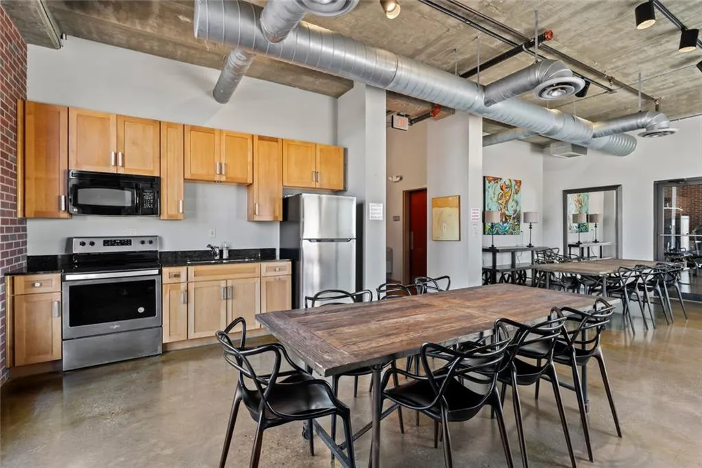 6105 Blue Stone Road Unit 307, Atlanta, Georgia 30328, 1 Bedroom Bedrooms, ,1 BathroomBathrooms,Residential,For Sale,6105 Blue Stone Road Unit 307,7712860