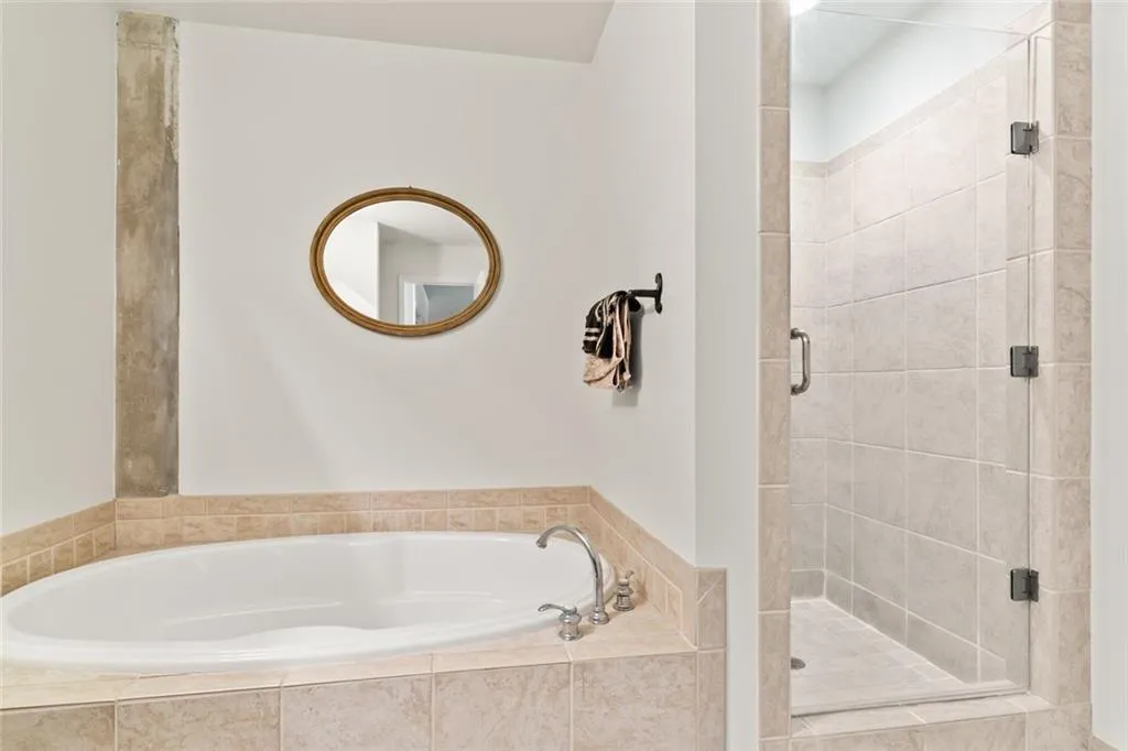 6105 Blue Stone Road Unit 307, Atlanta, Georgia 30328, 1 Bedroom Bedrooms, ,1 BathroomBathrooms,Residential,For Sale,6105 Blue Stone Road Unit 307,7712860