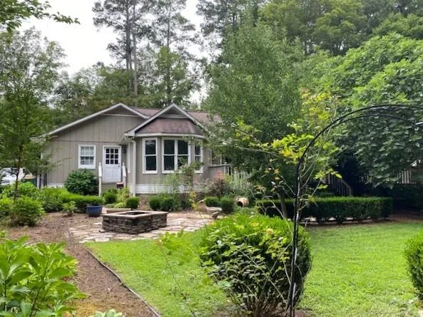 7675 Nesbit Ferry Road, Sandy Springs, Georgia 30350, 4 Bedrooms Bedrooms, ,2 BathroomsBathrooms,Residential,Sold,7675 Nesbit Ferry Road,6780417