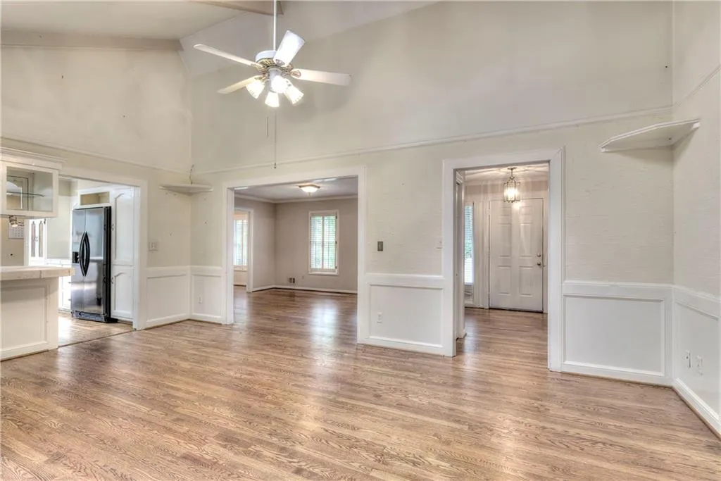 7675 Nesbit Ferry Road, Sandy Springs, Georgia 30350, 4 Bedrooms Bedrooms, ,2 BathroomsBathrooms,Residential,Sold,7675 Nesbit Ferry Road,6780417