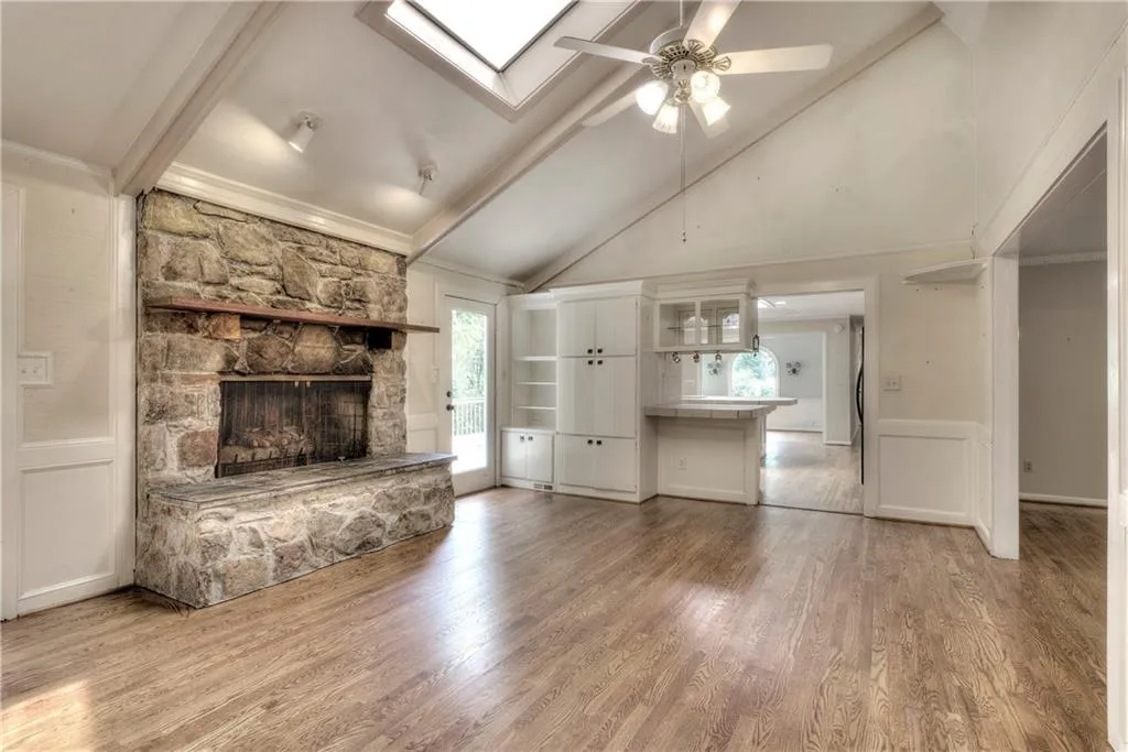 7675 Nesbit Ferry Road, Sandy Springs, Georgia 30350, 4 Bedrooms Bedrooms, ,2 BathroomsBathrooms,Residential,Sold,7675 Nesbit Ferry Road,6780417
