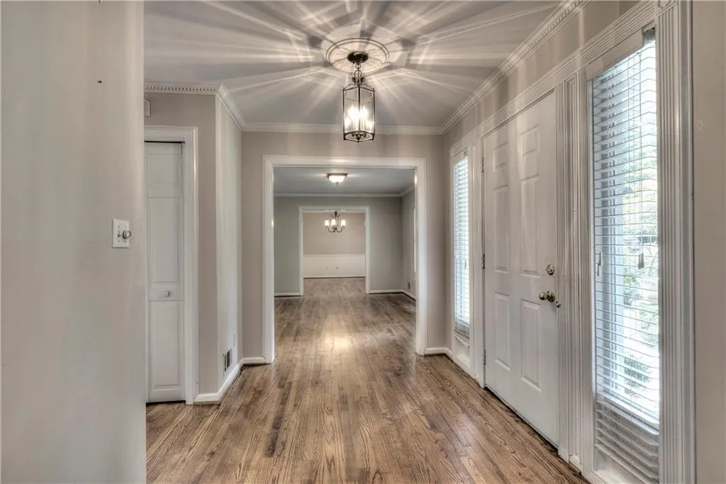 7675 Nesbit Ferry Road, Sandy Springs, Georgia 30350, 4 Bedrooms Bedrooms, ,2 BathroomsBathrooms,Residential,Sold,7675 Nesbit Ferry Road,6780417