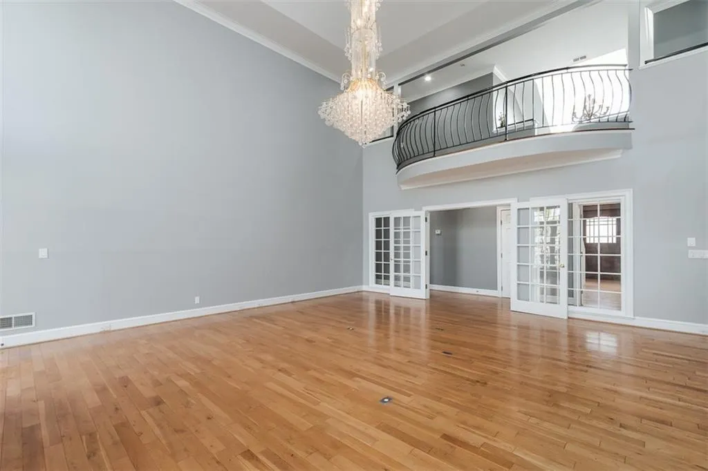 2895 Coles Way, Sandy Springs, Georgia 30350, 5 Bedrooms Bedrooms, ,4 BathroomsBathrooms,Residential,Sold,2895 Coles Way,6824630
