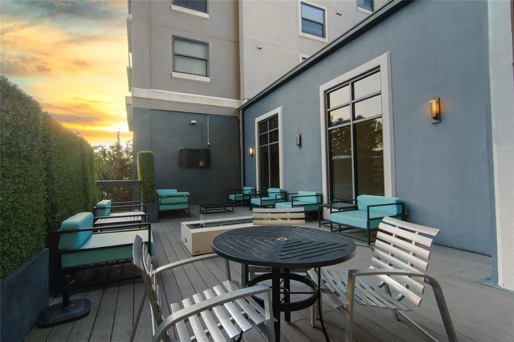 795 Hammond Drive Unit 407, Sandy Springs, Georgia 30328, 2 Bedrooms Bedrooms, ,2 BathroomsBathrooms,Residential,Sold,795 Hammond Drive Unit 407,7544163