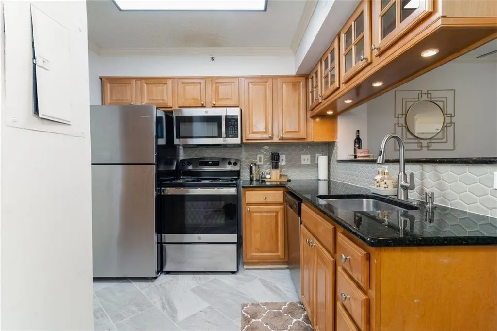 795 Hammond Drive Unit 407, Sandy Springs, Georgia 30328, 2 Bedrooms Bedrooms, ,2 BathroomsBathrooms,Residential,Sold,795 Hammond Drive Unit 407,7544163