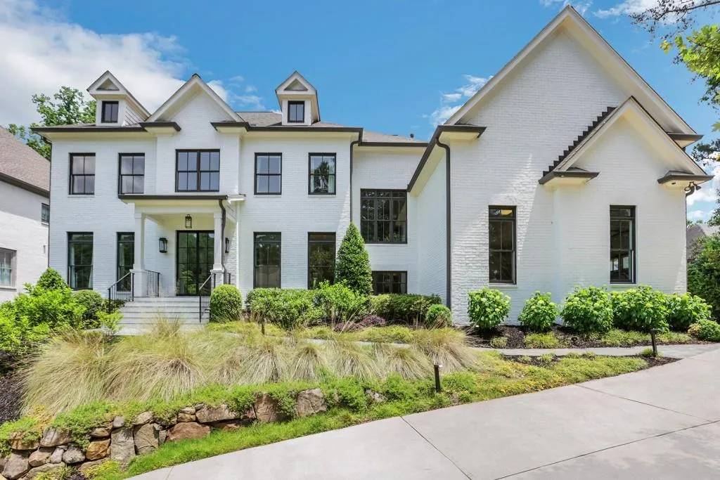 4571 Dudley Lane, Sandy Springs, Georgia 30327, 7 Bedrooms Bedrooms, ,7 BathroomsBathrooms,Residential,Sold,4571 Dudley Lane,7218319