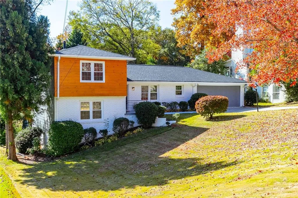 55 Silverwood Road, Sandy Springs, Georgia 30342, 4 Bedrooms Bedrooms, ,2 BathroomsBathrooms,Residential,Sold,55 Silverwood Road,7137677