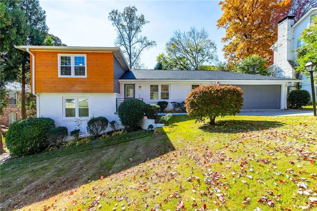 55 Silverwood Road, Sandy Springs, Georgia 30342, 4 Bedrooms Bedrooms, ,2 BathroomsBathrooms,Residential,Sold,55 Silverwood Road,7137677