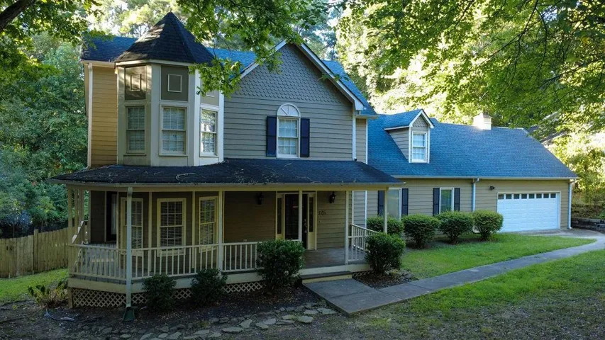 125 Picketts Lake Drive, Acworth, Georgia 30101