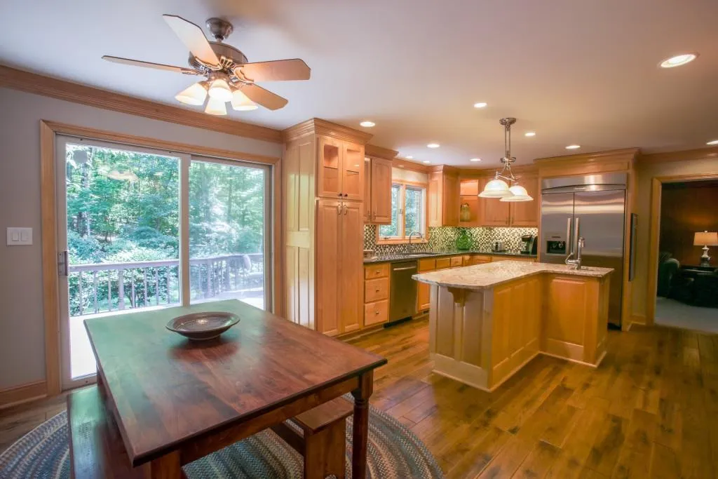 1465 Northwold Drive, Sandy Springs, Georgia 30350, 4 Bedrooms Bedrooms, ,3 BathroomsBathrooms,Residential,Sold,1465 Northwold Drive,5709758