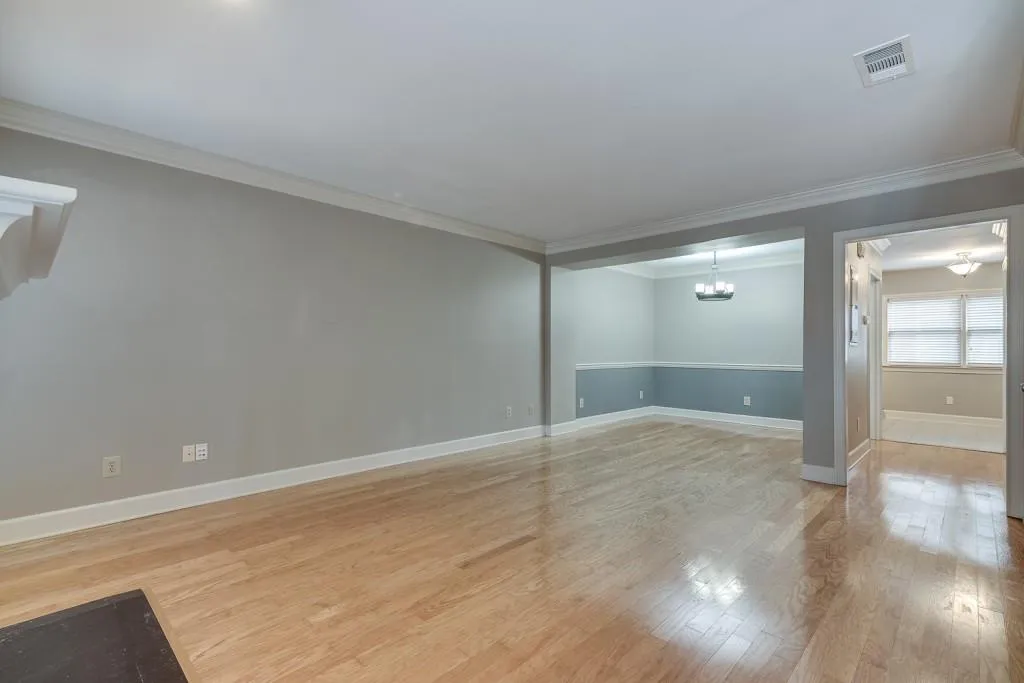 7500 Roswell Road Unit 57, Sandy Springs, Georgia 30350, 2 Bedrooms Bedrooms, ,2 BathroomsBathrooms,Residential,Sold,7500 Roswell Road Unit 57,6989062