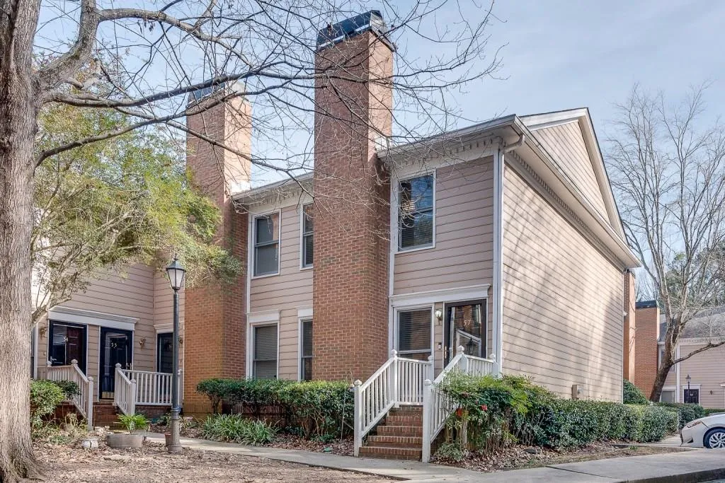 7500 Roswell Road Unit 57, Sandy Springs, Georgia 30350, 2 Bedrooms Bedrooms, ,2 BathroomsBathrooms,Residential,Sold,7500 Roswell Road Unit 57,6989062