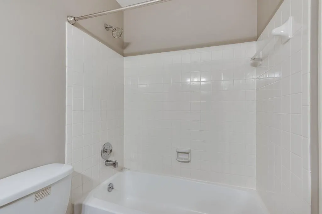 7500 Roswell Road Unit 57, Sandy Springs, Georgia 30350, 2 Bedrooms Bedrooms, ,2 BathroomsBathrooms,Residential,Sold,7500 Roswell Road Unit 57,6989062