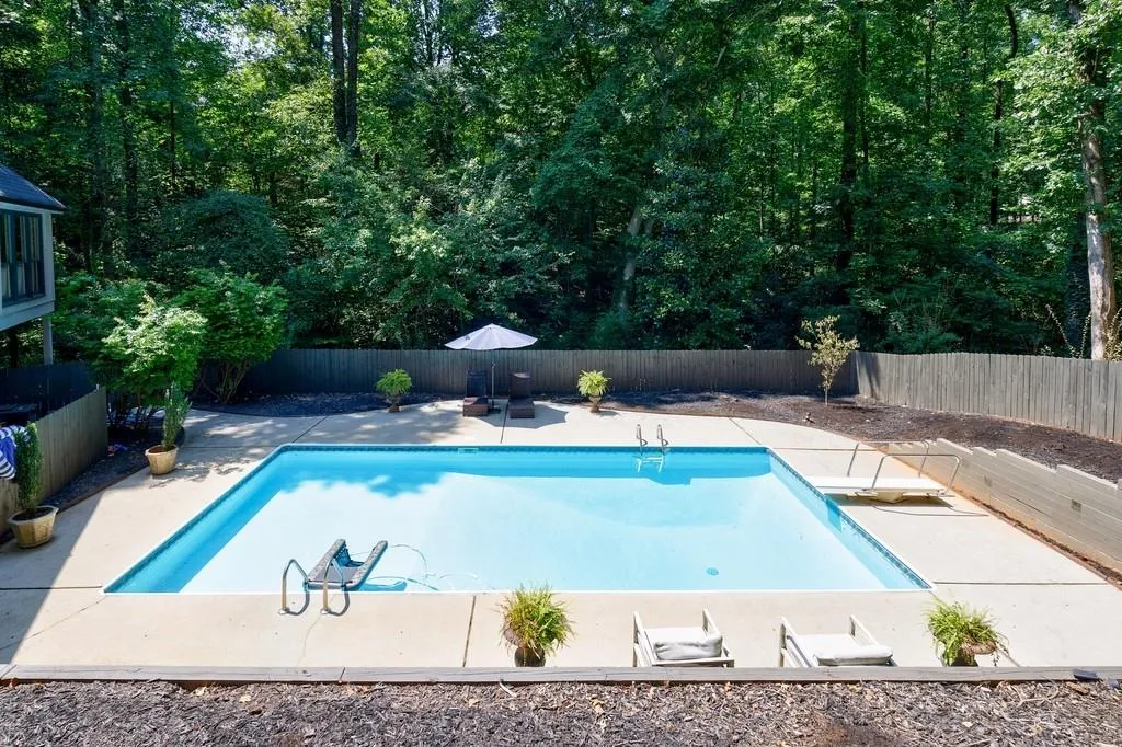 5530 W Idlewood Lane, Atlanta, Georgia 30327, 5 Bedrooms Bedrooms, ,3 BathroomsBathrooms,Residential,Sold,5530 W Idlewood Lane,7447666 5530 W Idlewood Lane, Atlanta, Georgia 30327, 5 Bedrooms Bedrooms, ,3 BathroomsBathrooms,Residential,Sold,5530 W Idlewood Lane,7447666