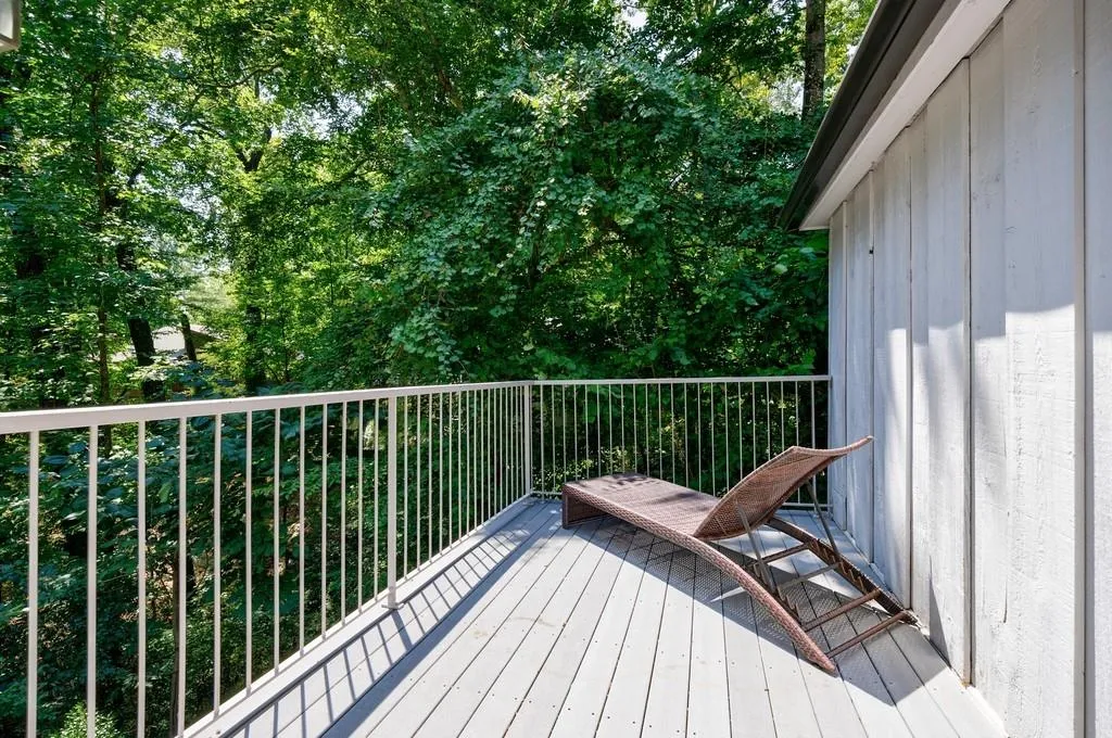 5530 W Idlewood Lane, Atlanta, Georgia 30327, 5 Bedrooms Bedrooms, ,3 BathroomsBathrooms,Residential,Sold,5530 W Idlewood Lane,7447666 5530 W Idlewood Lane, Atlanta, Georgia 30327, 5 Bedrooms Bedrooms, ,3 BathroomsBathrooms,Residential,Sold,5530 W Idlewood Lane,7447666