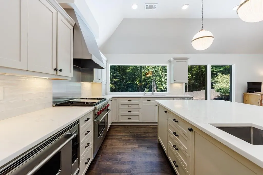 5530 W Idlewood Lane, Atlanta, Georgia 30327, 5 Bedrooms Bedrooms, ,3 BathroomsBathrooms,Residential,Sold,5530 W Idlewood Lane,7447666 5530 W Idlewood Lane, Atlanta, Georgia 30327, 5 Bedrooms Bedrooms, ,3 BathroomsBathrooms,Residential,Sold,5530 W Idlewood Lane,7447666