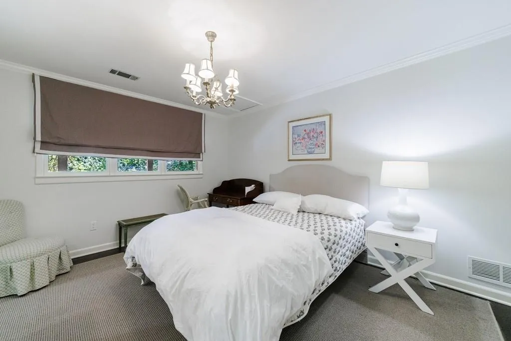 5530 W Idlewood Lane, Atlanta, Georgia 30327, 5 Bedrooms Bedrooms, ,3 BathroomsBathrooms,Residential,Sold,5530 W Idlewood Lane,7447666 5530 W Idlewood Lane, Atlanta, Georgia 30327, 5 Bedrooms Bedrooms, ,3 BathroomsBathrooms,Residential,Sold,5530 W Idlewood Lane,7447666