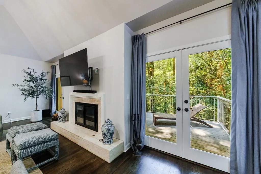 5530 W Idlewood Lane, Atlanta, Georgia 30327, 5 Bedrooms Bedrooms, ,3 BathroomsBathrooms,Residential,Sold,5530 W Idlewood Lane,7447666 5530 W Idlewood Lane, Atlanta, Georgia 30327, 5 Bedrooms Bedrooms, ,3 BathroomsBathrooms,Residential,Sold,5530 W Idlewood Lane,7447666