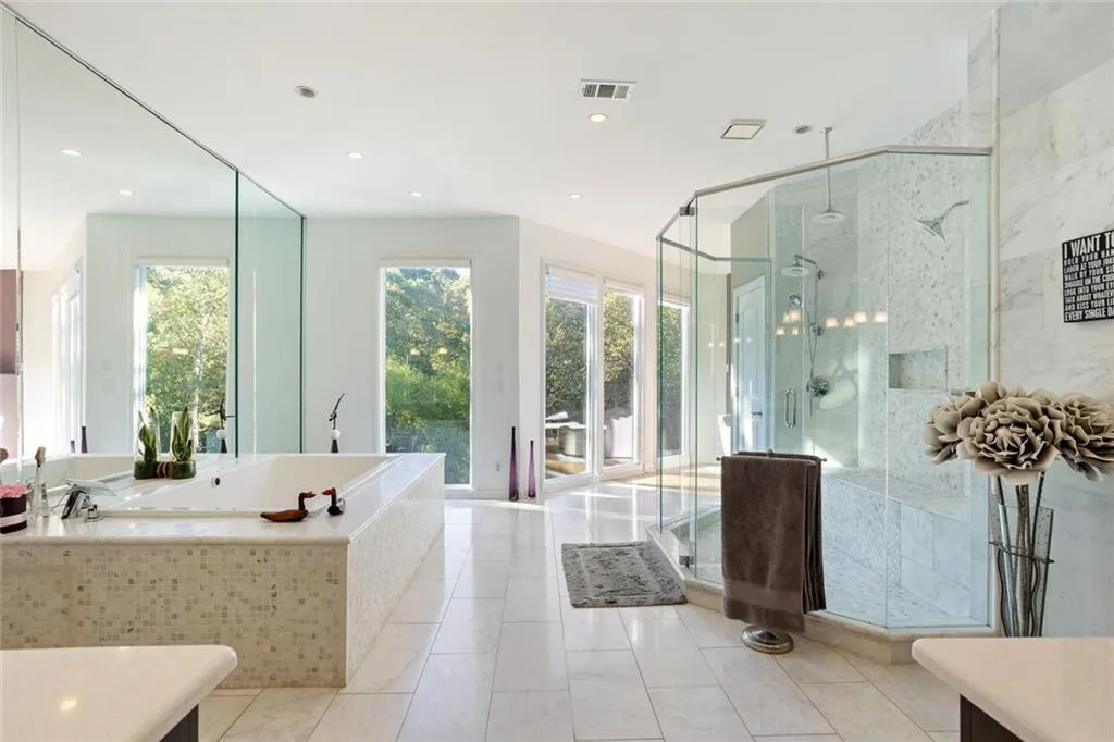 3906 Paces Ferry Road Nw, Atlanta, Georgia 30327, 6 Bedrooms Bedrooms, ,5 BathroomsBathrooms,Residential,For Sale,3906 Paces Ferry Road Nw,7677079