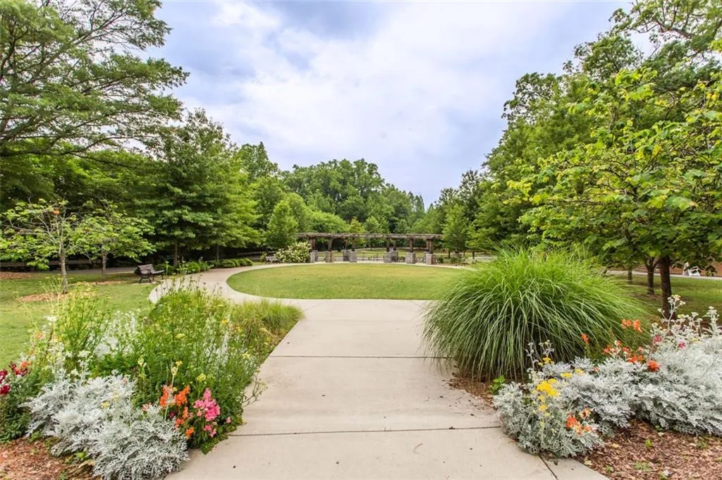323 8th St Ne Unit 9, Atlanta, Georgia 30309, 1 Bedroom Bedrooms, ,1 BathroomBathrooms,Residential,For Sale,323 8th St Ne Unit 9,7613201
