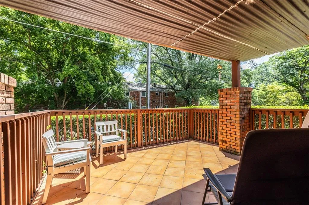 323 8th St Ne Unit 9, Atlanta, Georgia 30309, 1 Bedroom Bedrooms, ,1 BathroomBathrooms,Residential,For Sale,323 8th St Ne Unit 9,7613201