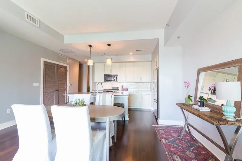 1100 Howell Mill Road Nw Unit 308, Atlanta, Georgia 30318, 2 Bedrooms Bedrooms, ,2 BathroomsBathrooms,Residential,Sold,1100 Howell Mill Road Nw Unit 308,6009638