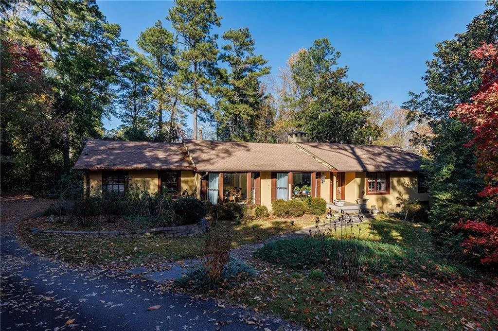 4961 Long Island Drive Nw, Sandy Springs, Georgia 30327, 3 Bedrooms Bedrooms, ,3 BathroomsBathrooms,Land,For Sale,4961 Long Island Drive Nw,7680407