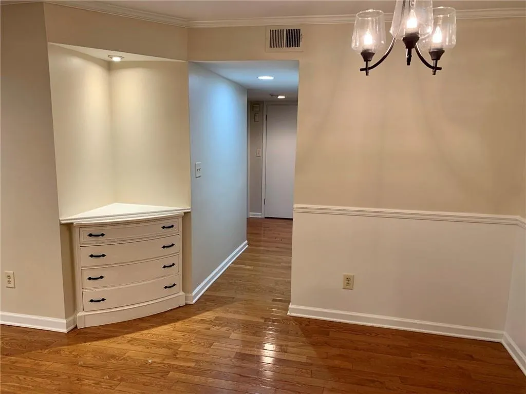 308 Natchez Trace Unit 308, Sandy Springs, Georgia 30350, 2 Bedrooms Bedrooms, ,1 BathroomBathrooms,Residential,Sold,308 Natchez Trace Unit 308,6927024