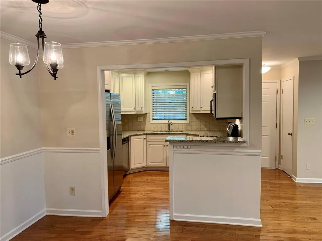 308 Natchez Trace Unit 308, Sandy Springs, Georgia 30350, 2 Bedrooms Bedrooms, ,1 BathroomBathrooms,Residential,Sold,308 Natchez Trace Unit 308,6927024